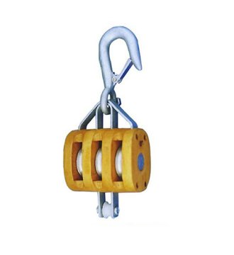 YJ047 Regular wood blocktriple sheave with hook